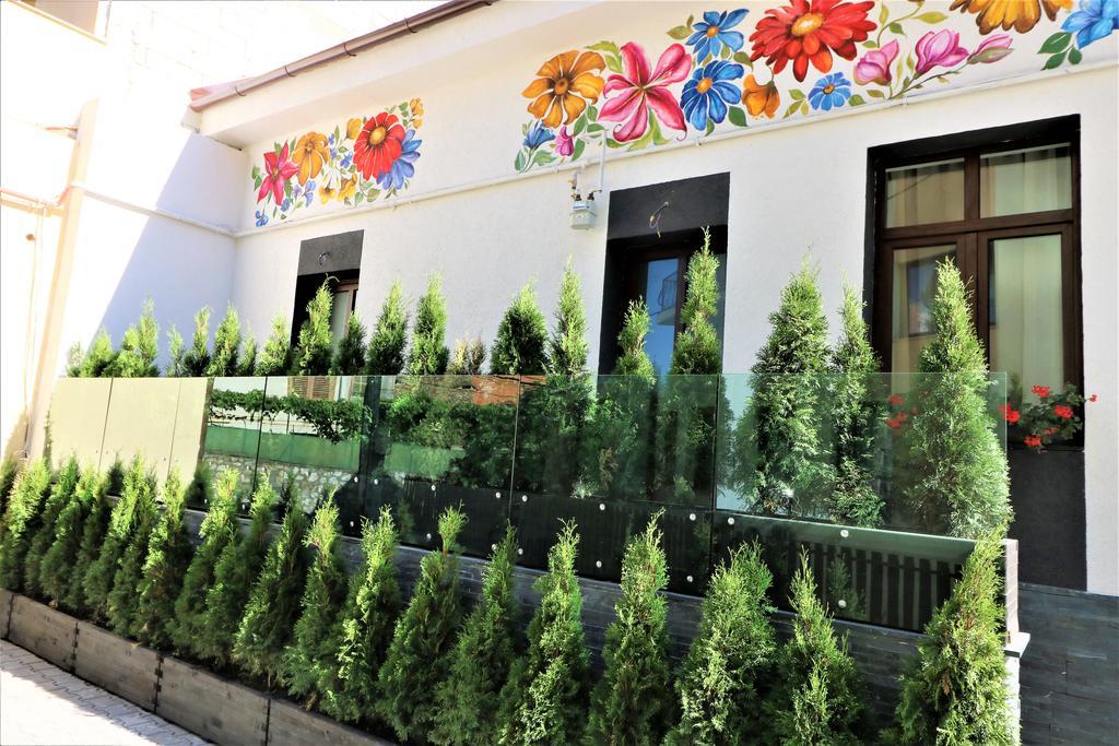 Flowers House سيبيو المظهر الخارجي الصورة