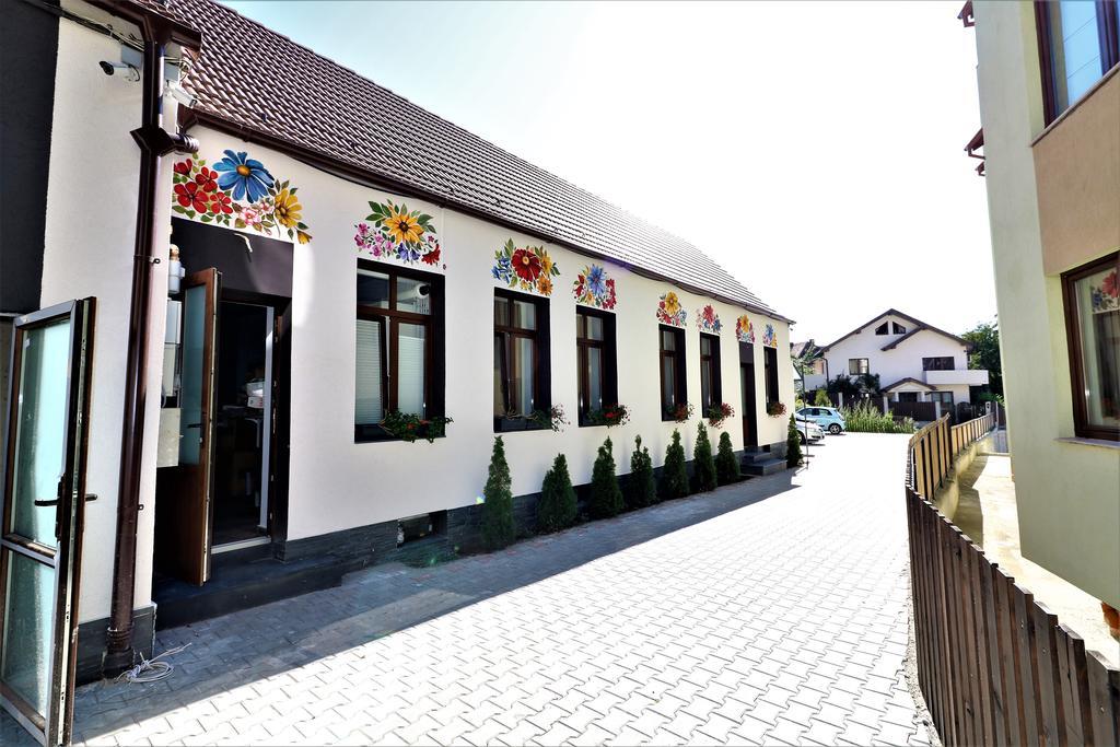 Flowers House سيبيو المظهر الخارجي الصورة