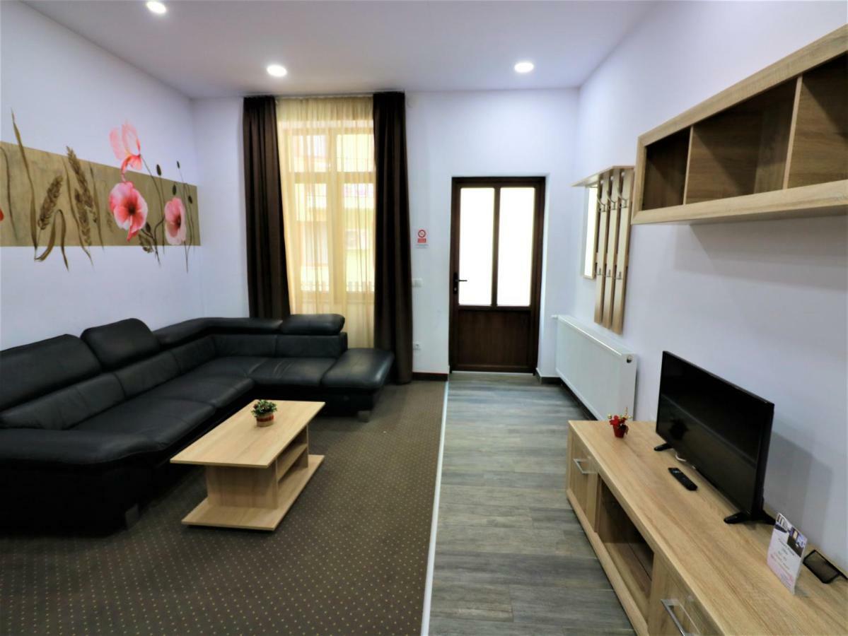 Flowers House سيبيو المظهر الخارجي الصورة